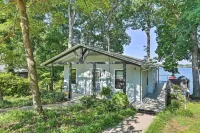 Dreamy Lake Norman Cottage w/ Panoramic Lake Views - 3-stjärniga