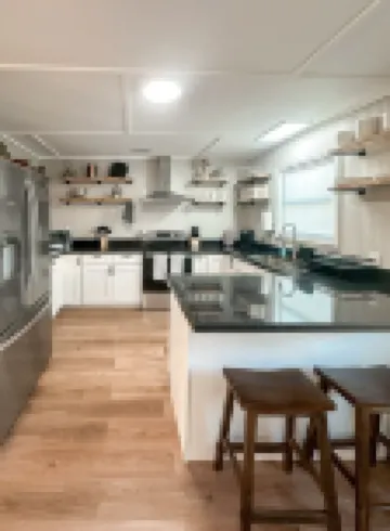 Fowl Hooked Lodge •Houseboat in Venice Marina•Sleeps 8 •3 Bedrooms •2 Full Bath