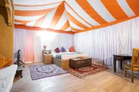 Desert Gateway Resort Hotels in Sam