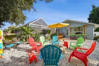 Tropical Pool Retreat in Tarpon Springs