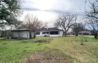 Charming Three Bedroom Home In Liberty Hill