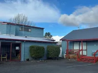 Adventure Lodge and Motels and Tongariro Crossing Track Transport Hotel a 