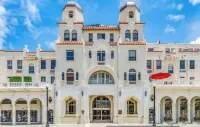 Ultimate Palm Beach Island with Grande Terrace Hotels in Palm Beach