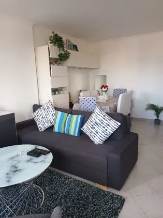 Spacious 3-room apartment in Sannois near Paris Отели в г. Саннуа