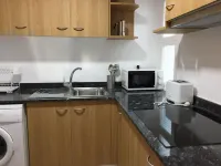 CENTRAL AND RENOVATED APARTMENT, 100m FROM THE BEACH