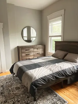 Cozy 1-bedroom apartment with WiFi, AC in charming St. Louis
