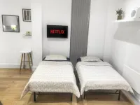 1-Br Apartment next to London Heathrow Airport | 3 Beds | Free Parking