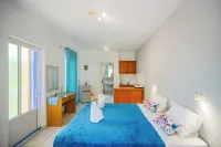 Velendzas Holidays - 3-Star