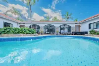 PALM HOUSE LUXURY VILLA - OCEAN FRONT PARADISE - Biệt thự