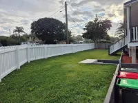 4-bedroom house including separate 30m2 studio in amazing Manly Hotels in Manly