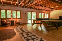 Tranquil Escape with Hot Tub and Fire Pit - Charming Catskill Retreat