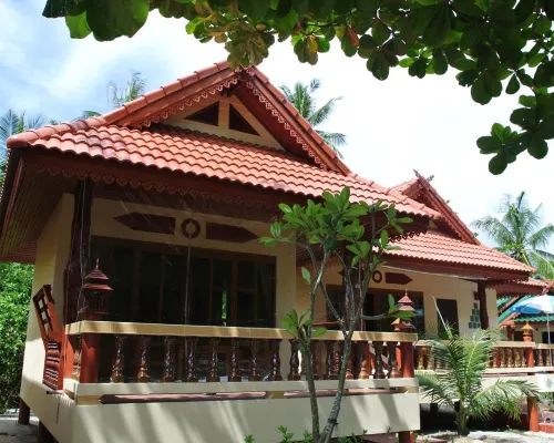 Wang Sai Resort Hotels near Haad Khom Beach