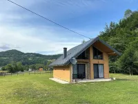 Charming 2-bedroom cottage in Pale with WiFi, AC, Floor heating. Book now Hotel di 