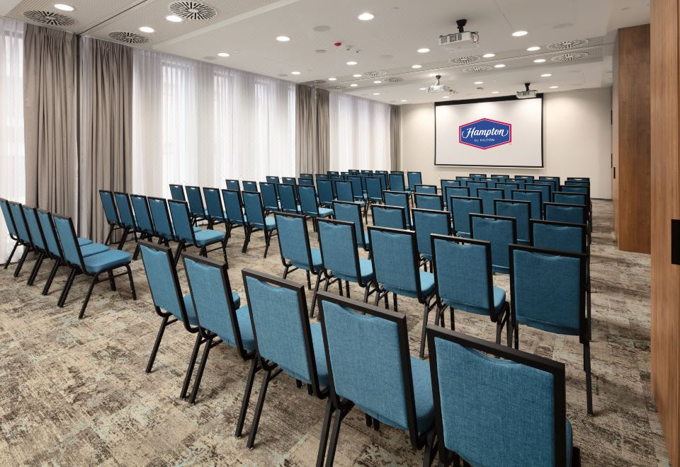 Hampton by Hilton Lodz City Center