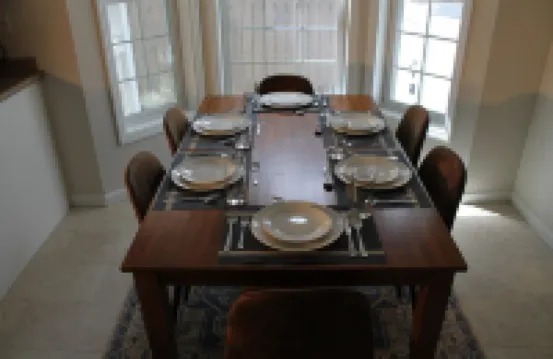 Lion’s Landing - PSU getaway! Everything needed for a fun, hassle-free stay!