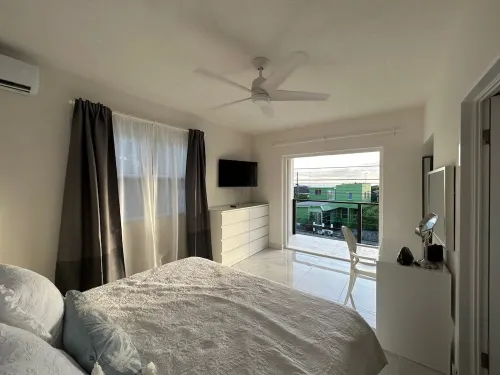 Brand New- Modern Sea' Ya Villa