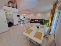 Villa Neuve Tout Confort et Extra Spacieuse Entièrement Climatisée