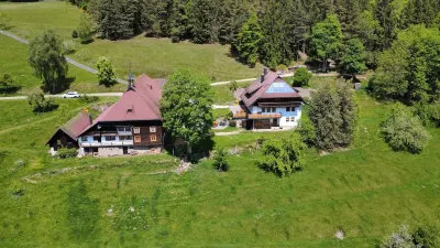 2 bedroom apartment in schonach in the black forest Eble Uhren-Park 주변 호텔