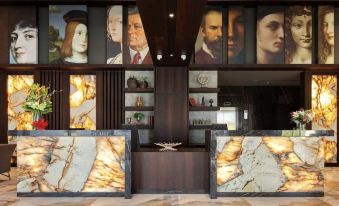 128 LIM - 2005 Stay Only Tower Suite