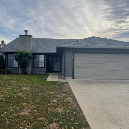 Modest luxury centrally located home in Redding