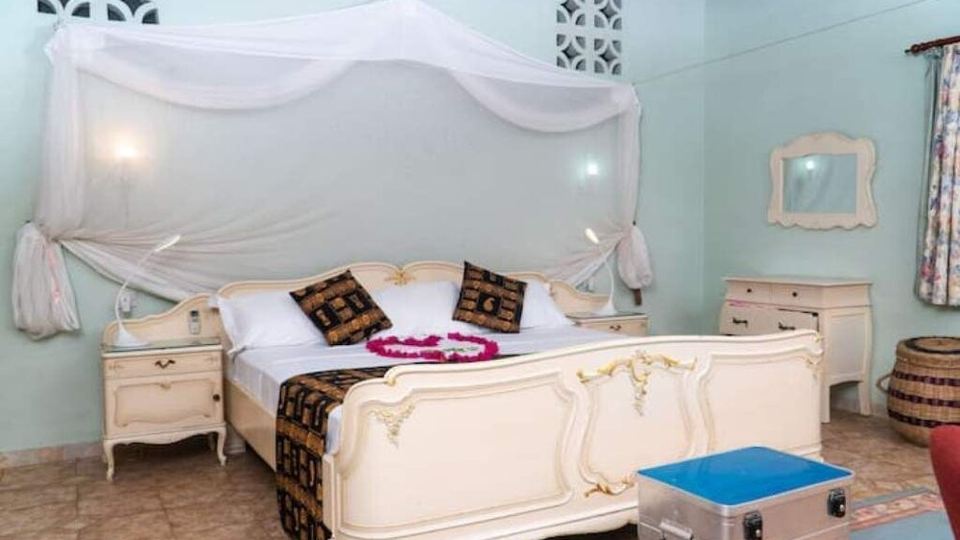 Amani Paradise - 4 bedroom Master Villa with pool