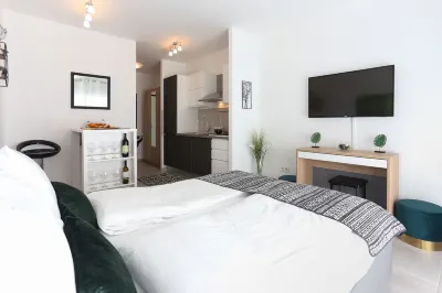 Studio beach apartment Green Velvet Hotels near Split Airport