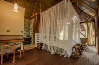 Cozy Cabin Nestled in Bamboo Forest Hotels in Circasia