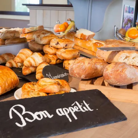 Brit Hotel Lannion-Perros Guirec