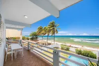 Golf Course Access Balcony Infinity Pool