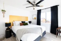 B5- Desert Gem, Spacious, Welcoming, 2BR