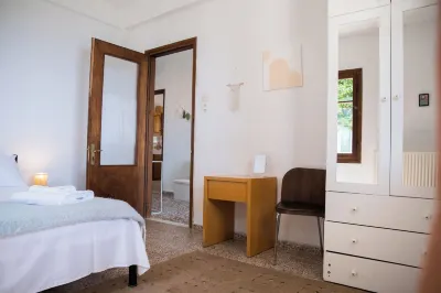 Vacation home with amazing view of aegean sea and big relaxing yard/pet friendly Hotels in der Nähe von Chorefto Camp Pelion