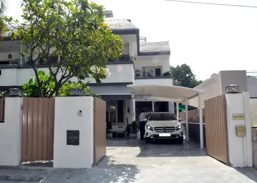 Centrally located private, peaceful 3 bedroom apartment, Sector 18, Chandigarh