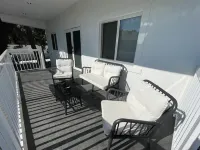 Charming 3-bedroom house with an outdoor Oasis