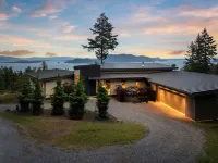 Wander San Juan Island Hotels near Buck Bay Shellfish Farm