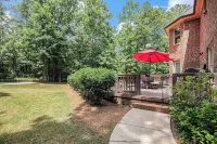 Atlanta Luxurious 6000 SqFt 9 Bedrooms w/ Hot Tub