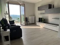 PANORAMIC HILLSIDE APARTMENT Hotel a Agliano