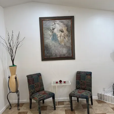Beautiful oversized 2-bedroom house in Riverview near many points of interest. Отели в г. Ривервью