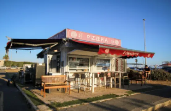 Elegant sea view apartment in Lido di Ostia, near Rome