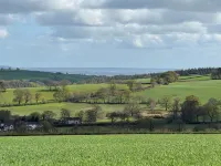 The Bus On The HillStay in total peace in Devon, home of 2 moors and 2 shores Hotels in Tiverton