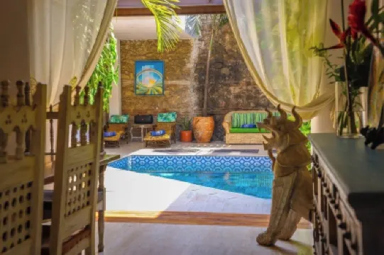 6BD Mansion in the old town Hôtels à : 