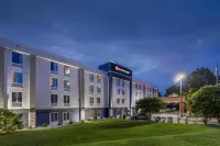 Best Western Plus Lexington Inn - 3-Star
