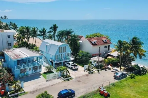 Adorable Beach House, Concha Azul in Sea Beach!