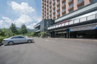 Bogok Royal Tourist Hotel - Parkplatz