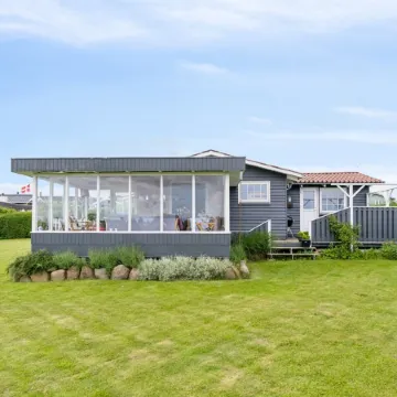 "Diddi" - 170m from the Sea