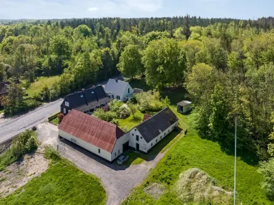 "Ejnarine" - 600m to the Fjord Hotels near Legepladsen Hvalpsund Havn