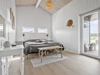 "Frithbjorn" - 900m from the Sea