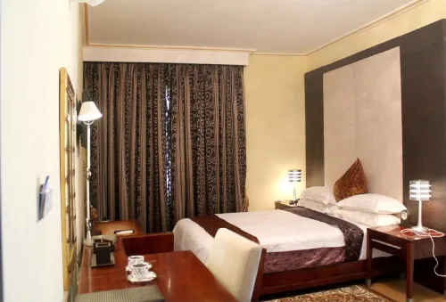 Caravel Suites