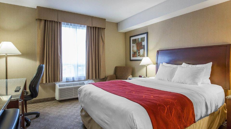 Comfort Inn & Suites