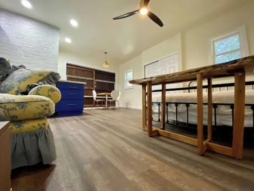 Stylist studio on Van Ness in the tower district