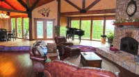 Timber Ridge Lodge with a view